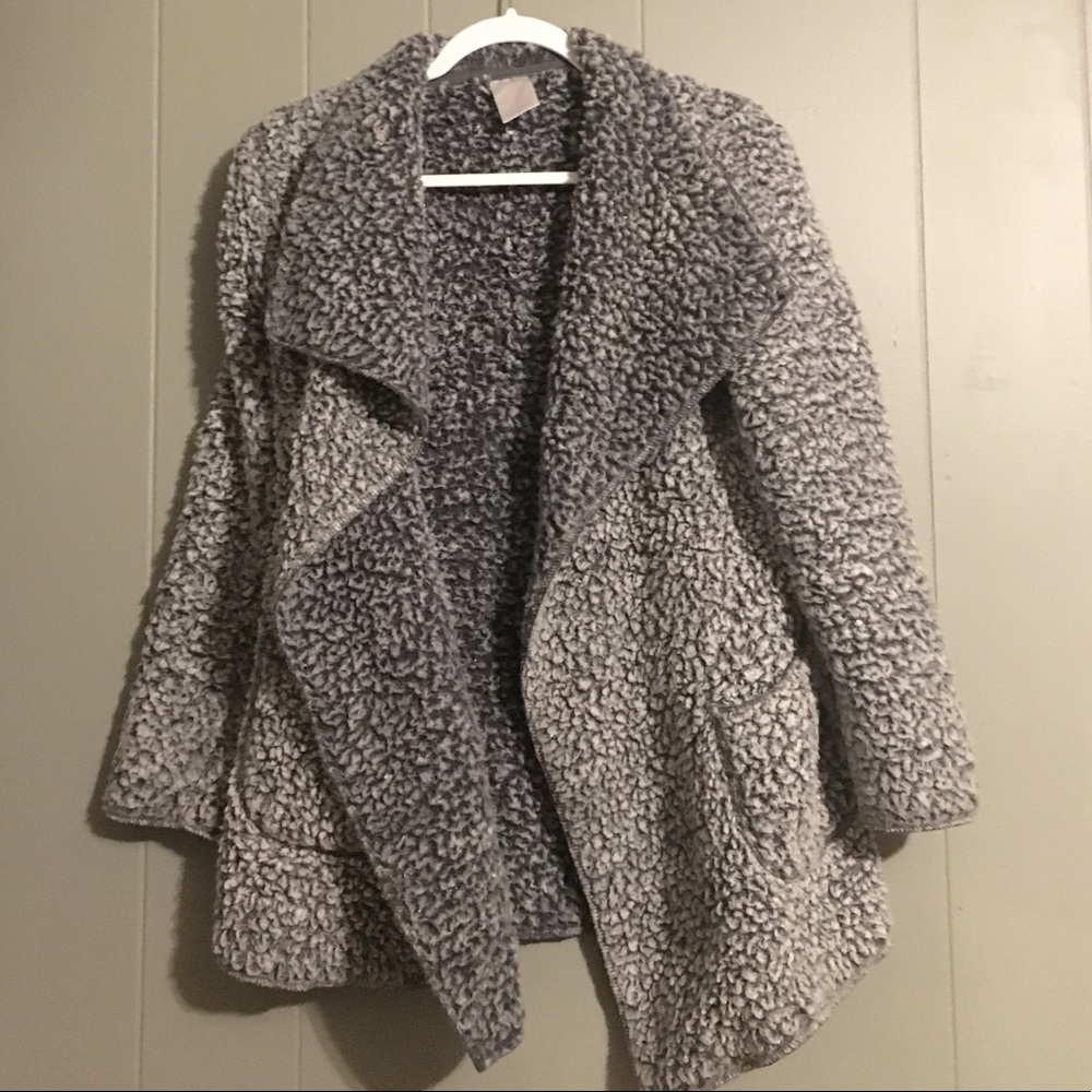 ✨5 FOR $15✨ Fuzzy Over Sweater